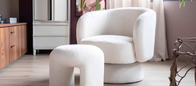 Beige fauteuils