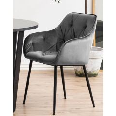 Nøra Kari armstoel | zwart metaal onderstel | stof Vic