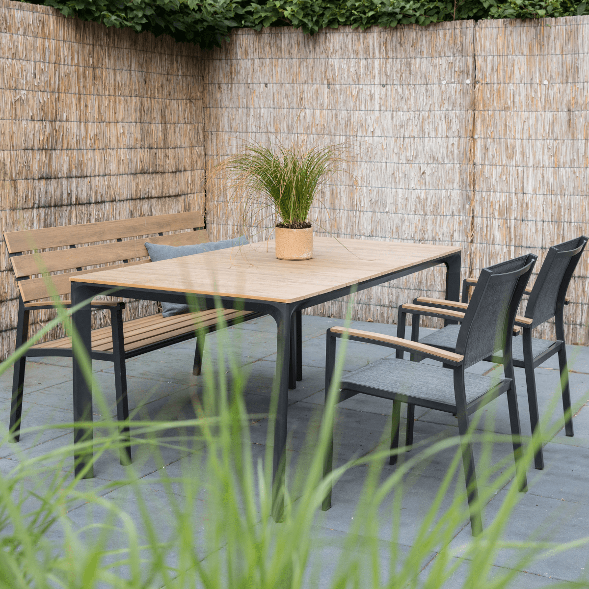 Als reactie op de Buitensporig fysiek Arezzo terrastafel 160 cm & tuinbank & 2x terrasstoel textileen van het  woonmerk Les