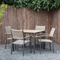Arezzo tuintafel vierkant polywood teaklook 90x90 cm