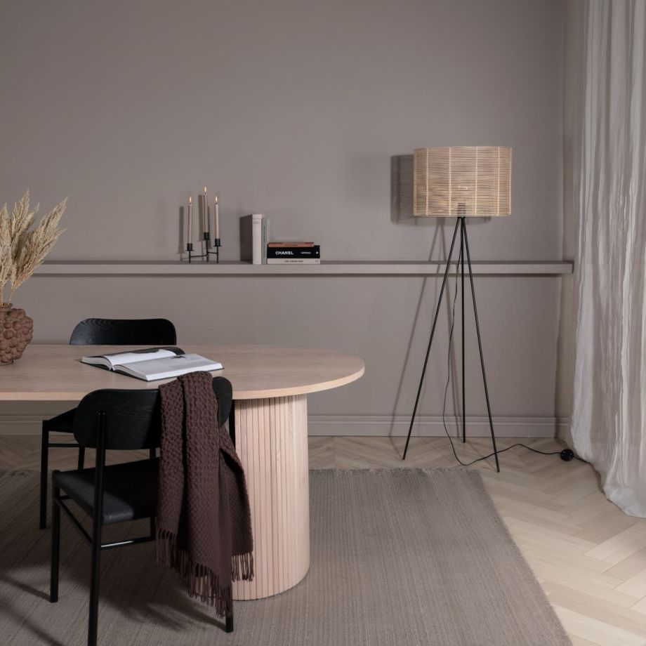 Svea Veda vloerlamp - 160 cm - rattan