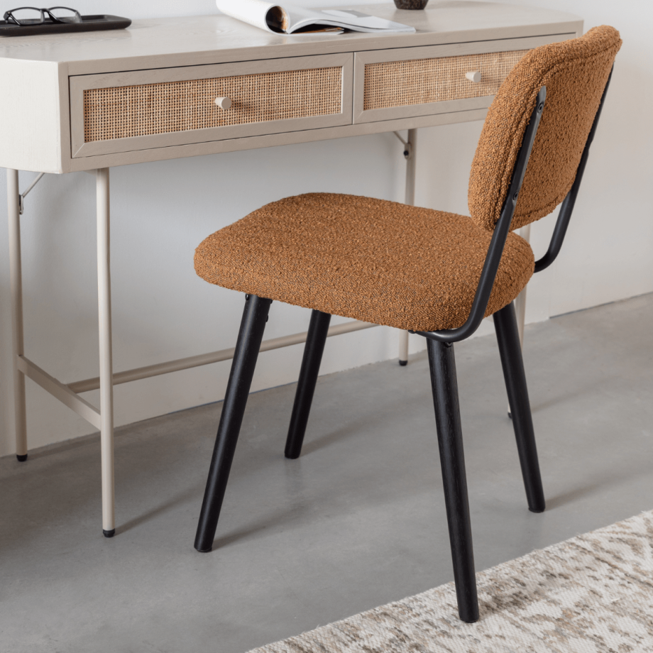 Vinnes eetkamerstoel bouclé