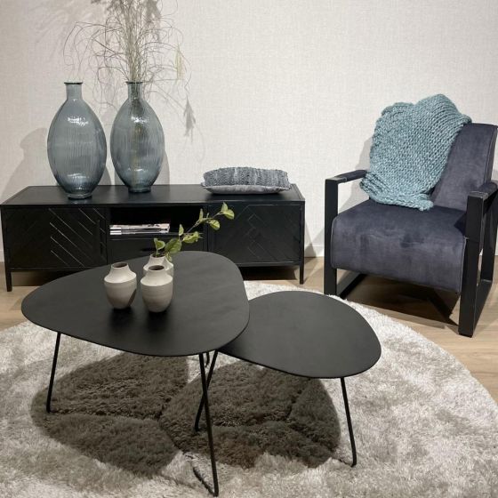 York tv-meubel - 150 cm - mangohout - zwart van het woonmerk Livingfurn