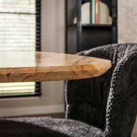 Ortiz eettafel driehoek - massief acacia naturel