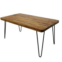 Industrial Triangle eetkamertafel van het woonmerk Kick Collection