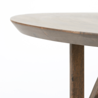  Eettafel Quenza rond Ø120 van het woonmerk Light & Living