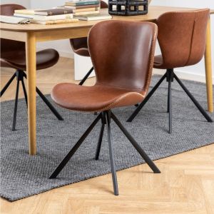 Aino eetkamerstoel | zwart metaal onderstel | PU retro - cognac