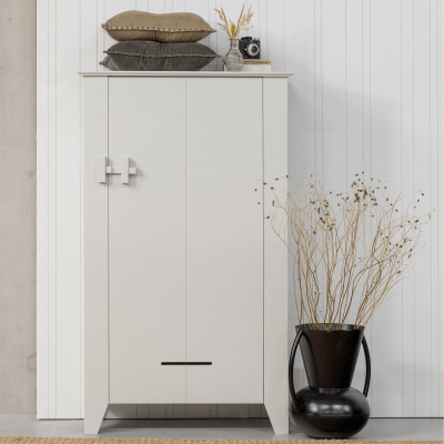 Boerenkast Gijs Bezaagd Grenen van het woonmerk WOOOD