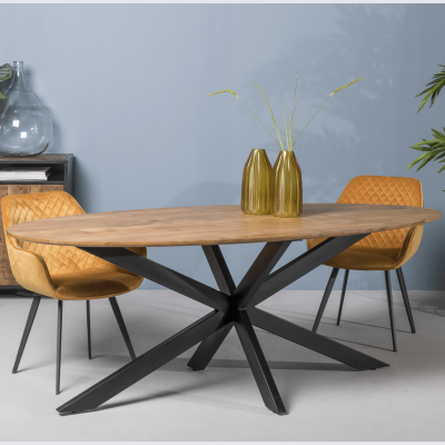 Oslo eettafel ovaal naturel van het woonmerk Livingfurn